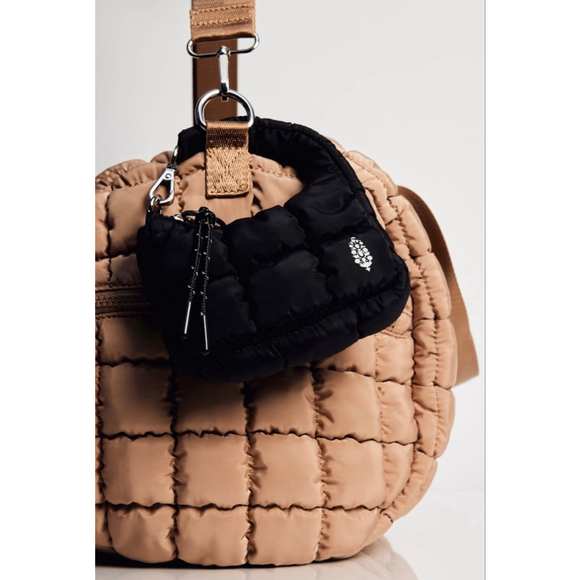 Free People Quilted Micro Pouch NWT in Package Black FP Movement - Picture 3 of 6